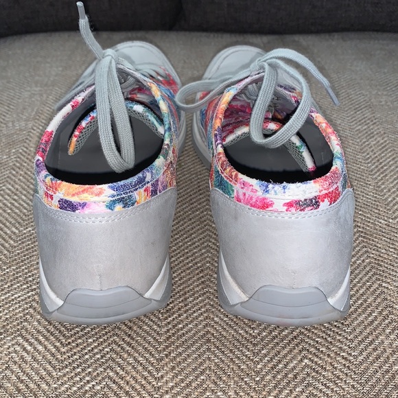 EUC ARA Floral Pattern Sneakers Size US - 10. - Picture 6 of 10